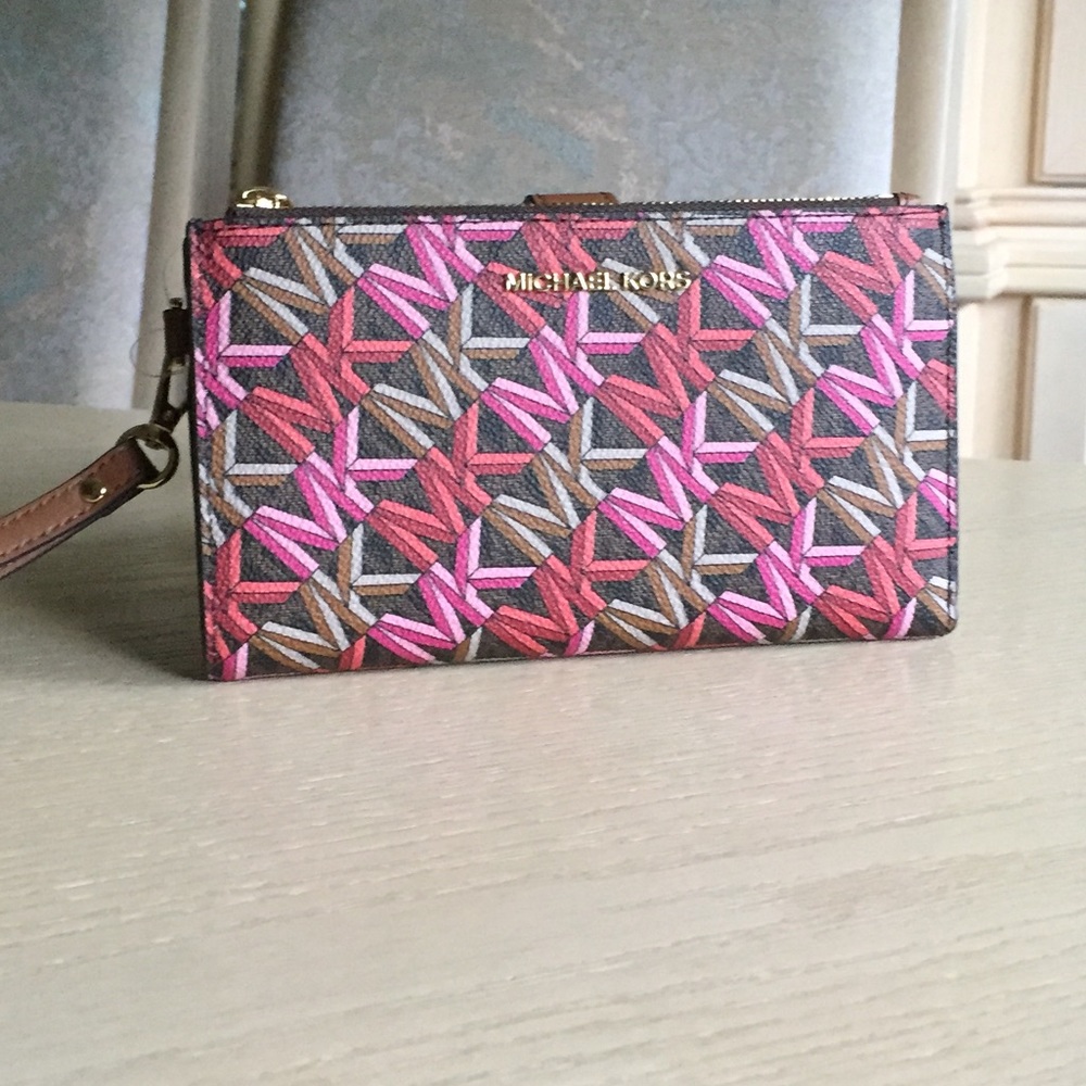 Michael Kors Brown Multi Double Zipper Wristlet - Picture 13 of 13